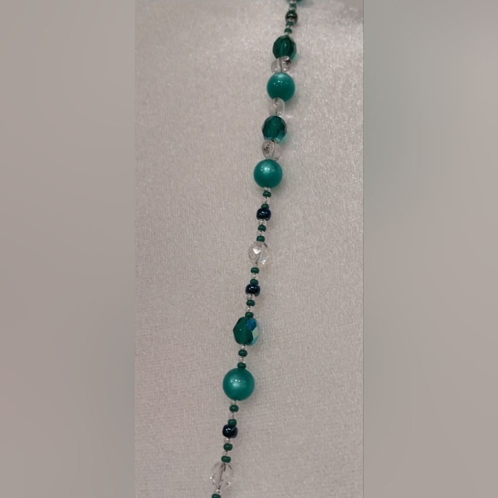 Green Glass Bead Necklace and Earrings Set Sterling Clasp - Picture 7 of 16